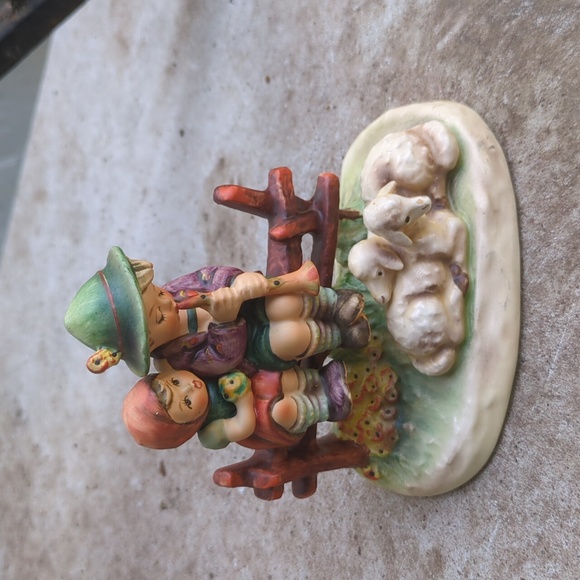 Vintage Hummel Eventide Figurine . - Picture 1 of 4